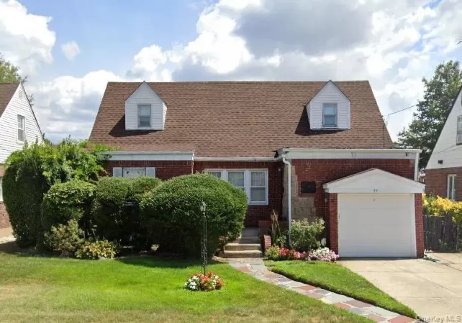 44 Elizabeth Street, Hempstead, NY, 4 Bedrooms Bedrooms, 7 Rooms Rooms,2 BathroomsBathrooms,Residential,For Rent,Elizabeth,0,1040886 44 Elizabeth Street, Hempstead, NY, 4 Bedrooms Bedrooms, 7 Rooms Rooms,2 BathroomsBathrooms,Residential,For Rent,Elizabeth,0,1040886