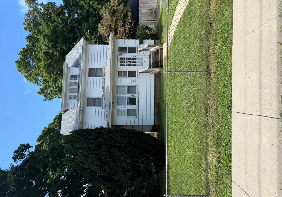Welcome To 39 Broadway, Greenlawn Welcome To 39 Broadway, Greenlawn