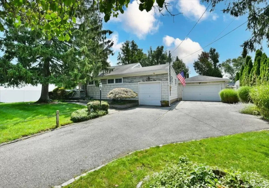 204 Franklin Street, Oyster Bay, NY, 3 Bedrooms Bedrooms, 7 Rooms Rooms,1 BathroomBathrooms,Residential,For Rent,Franklin,0,1042332 204 Franklin Street, Oyster Bay, NY, 3 Bedrooms Bedrooms, 7 Rooms Rooms,1 BathroomBathrooms,Residential,For Rent,Franklin,0,1042332