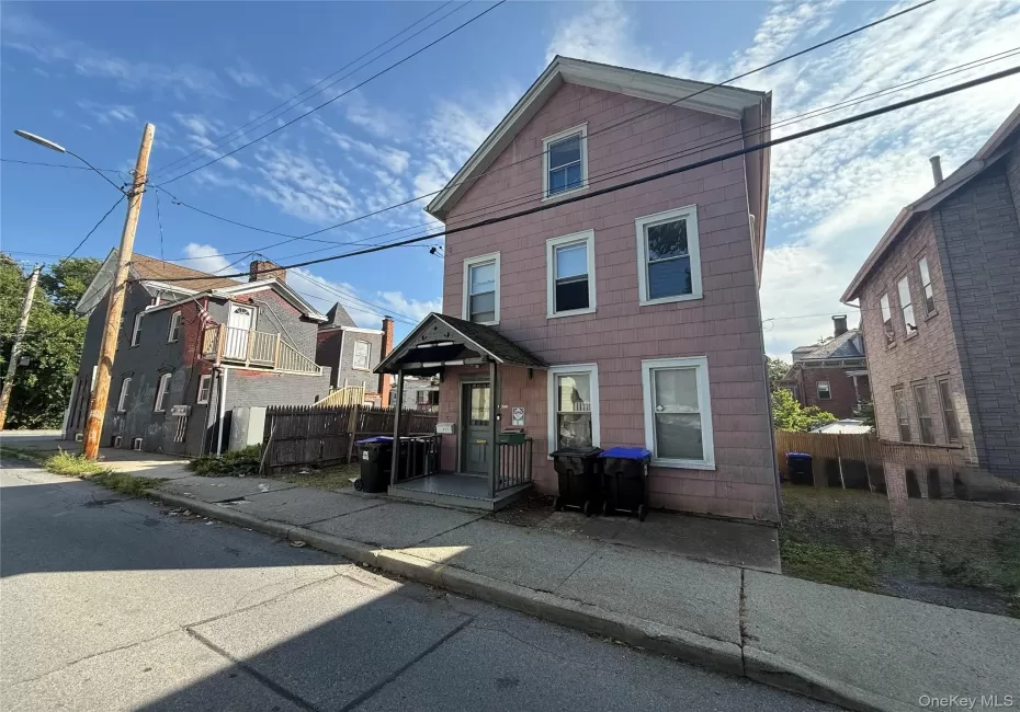 2 Charles Street, Poughkeepsie, NY, 2 Bedrooms Bedrooms, 4 Rooms Rooms,1 BathroomBathrooms,Residential Lease,For Rent,Charles,0,1042432 2 Charles Street, Poughkeepsie, NY, 2 Bedrooms Bedrooms, 4 Rooms Rooms,1 BathroomBathrooms,Residential Lease,For Rent,Charles,0,1042432