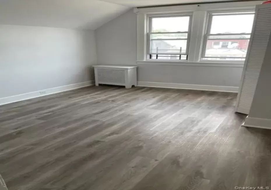 51-12 94th Street, New York, NY, 2 Bedrooms Bedrooms, 4 Rooms Rooms,1 BathroomBathrooms,Residential Lease,For Rent,94th,0,1042576 51-12 94th Street, New York, NY, 2 Bedrooms Bedrooms, 4 Rooms Rooms,1 BathroomBathrooms,Residential Lease,For Rent,94th,0,1042576