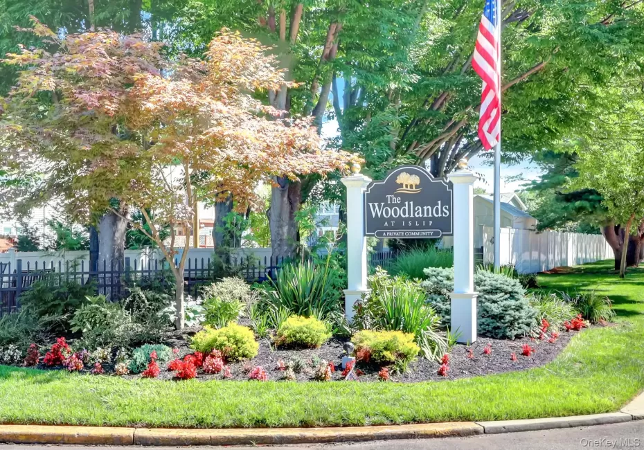 Welcome to The Woodlands at Islip! Welcome to The Woodlands at Islip!