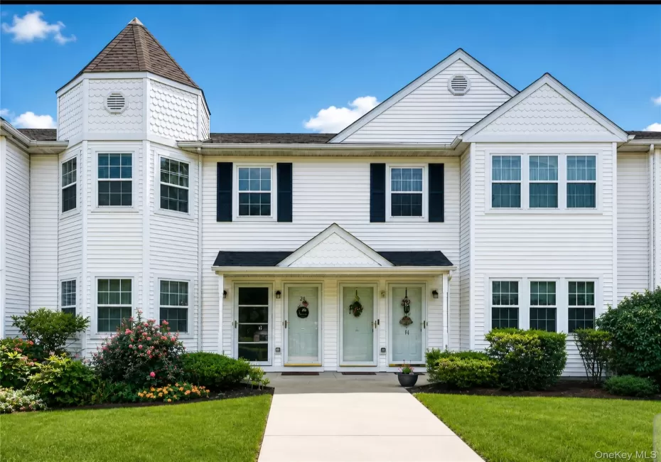 25 Victorian Lane, Brookhaven, NY, 2 Bedrooms Bedrooms, 5 Rooms Rooms,1 BathroomBathrooms,Residential,For Rent,Victorian,0,1039399 25 Victorian Lane, Brookhaven, NY, 2 Bedrooms Bedrooms, 5 Rooms Rooms,1 BathroomBathrooms,Residential,For Rent,Victorian,0,1039399