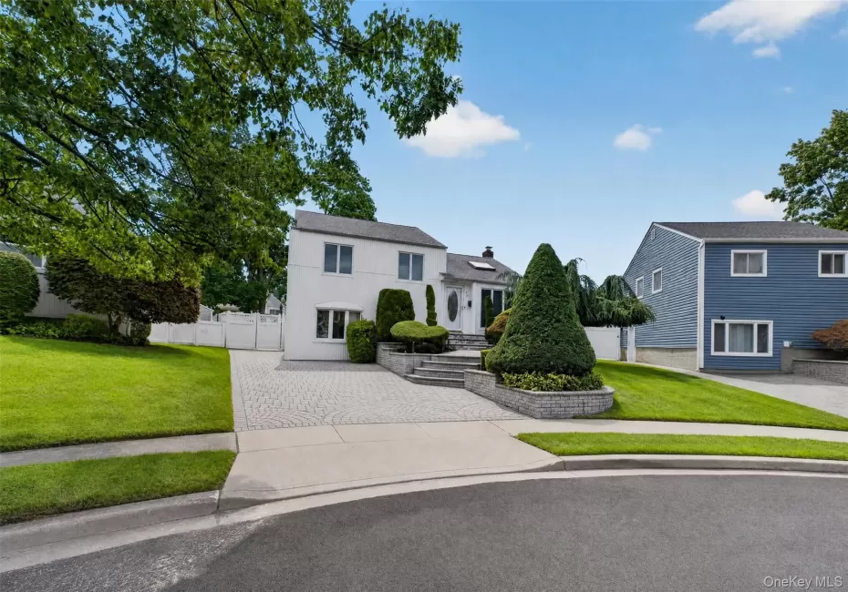68 Briarwood Lane, Oyster Bay, NY, 3 Bedrooms Bedrooms, 6 Rooms Rooms,2 BathroomsBathrooms,Residential,For Rent,Briarwood,0,1040816 68 Briarwood Lane, Oyster Bay, NY, 3 Bedrooms Bedrooms, 6 Rooms Rooms,2 BathroomsBathrooms,Residential,For Rent,Briarwood,0,1040816