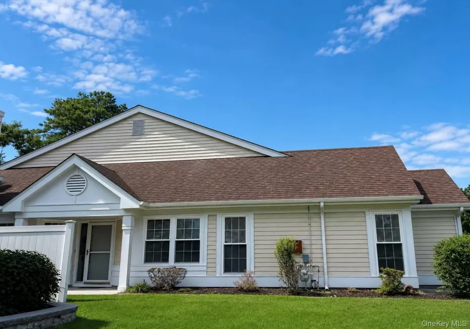 6 Oakdale Court, Brookhaven, NY, 2 Bedrooms Bedrooms, 6 Rooms Rooms,2 BathroomsBathrooms,Residential,For Rent,Oakdale,0,1042317 6 Oakdale Court, Brookhaven, NY, 2 Bedrooms Bedrooms, 6 Rooms Rooms,2 BathroomsBathrooms,Residential,For Rent,Oakdale,0,1042317