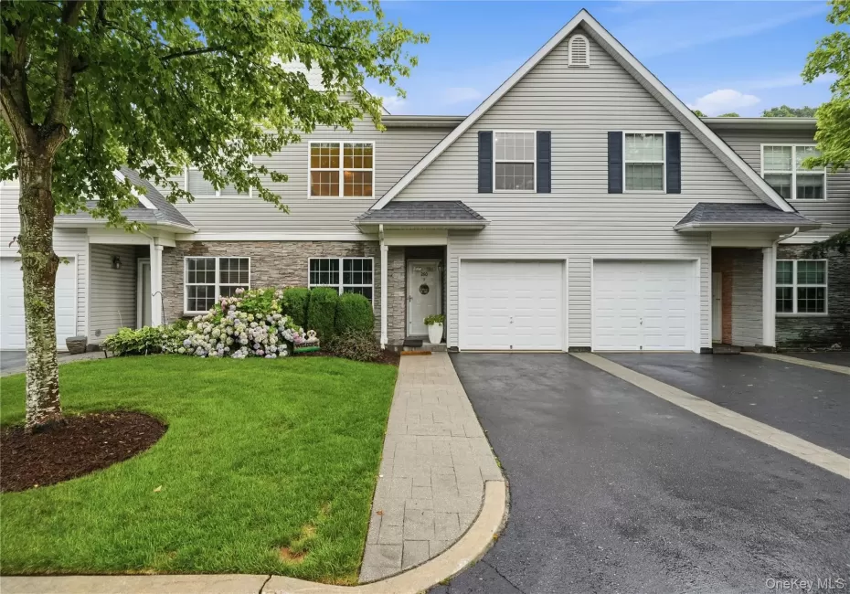 260 Medea Way, Islip, NY, 4 Bedrooms Bedrooms, 7 Rooms Rooms,2 BathroomsBathrooms,Residential,For Rent,Medea,0,1028654 260 Medea Way, Islip, NY, 4 Bedrooms Bedrooms, 7 Rooms Rooms,2 BathroomsBathrooms,Residential,For Rent,Medea,0,1028654