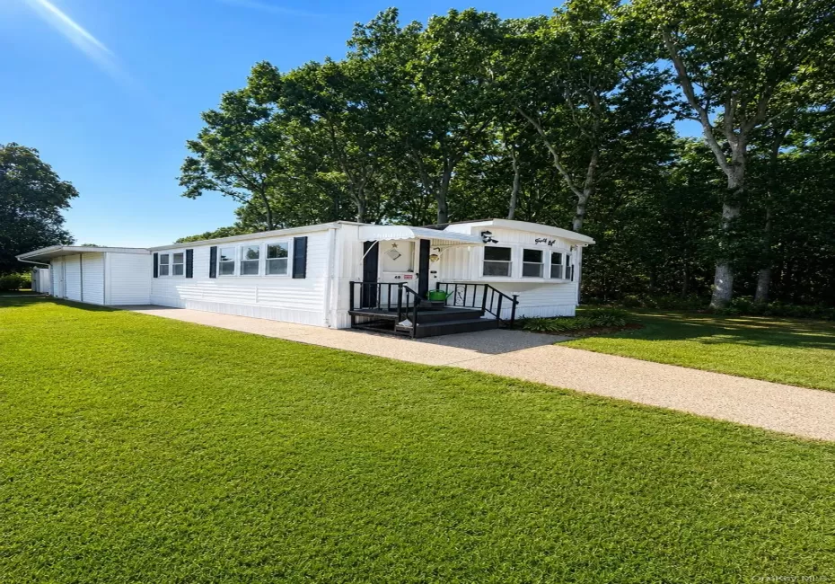 703 Fresh Pond ave, Riverhead, NY, 2 Bedrooms Bedrooms, 5 Rooms Rooms,1 BathroomBathrooms,Residential,For Rent,Fresh Pond ave,0,1042675 703 Fresh Pond ave, Riverhead, NY, 2 Bedrooms Bedrooms, 5 Rooms Rooms,1 BathroomBathrooms,Residential,For Rent,Fresh Pond ave,0,1042675