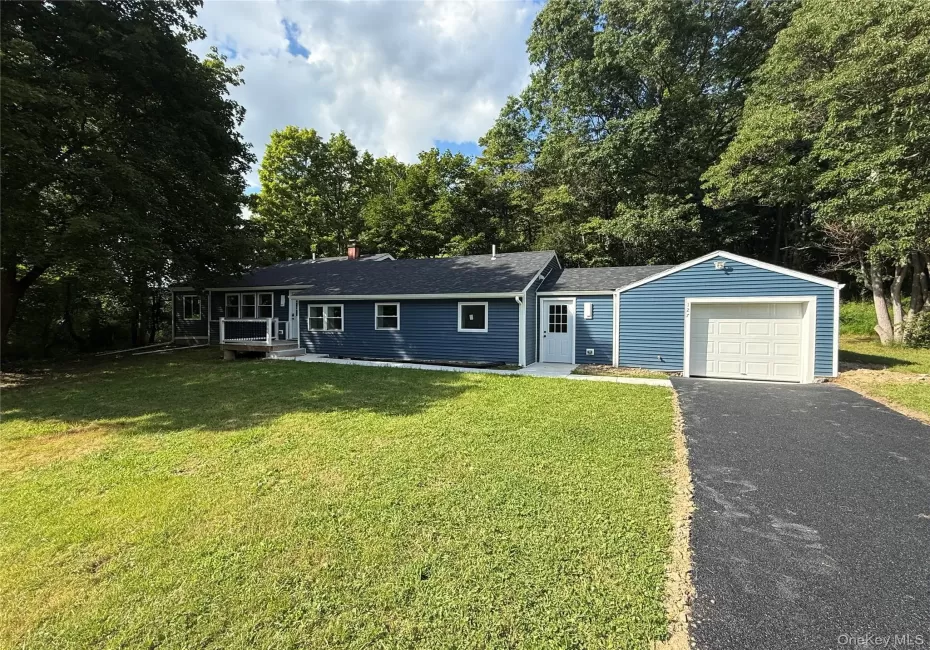 127 Spring Lake Road, Red Hook, NY, 3 Bedrooms Bedrooms, 9 Rooms Rooms,2 BathroomsBathrooms,Residential,For Rent,Spring Lake,0,1042703 127 Spring Lake Road, Red Hook, NY, 3 Bedrooms Bedrooms, 9 Rooms Rooms,2 BathroomsBathrooms,Residential,For Rent,Spring Lake,0,1042703