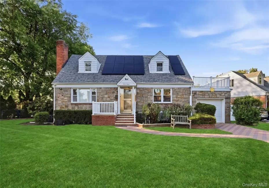 47 Sperry Court, North Hempstead, NY, 4 Bedrooms Bedrooms, 8 Rooms Rooms,2 BathroomsBathrooms,Residential,For Rent,Sperry,0,1042745 47 Sperry Court, North Hempstead, NY, 4 Bedrooms Bedrooms, 8 Rooms Rooms,2 BathroomsBathrooms,Residential,For Rent,Sperry,0,1042745
