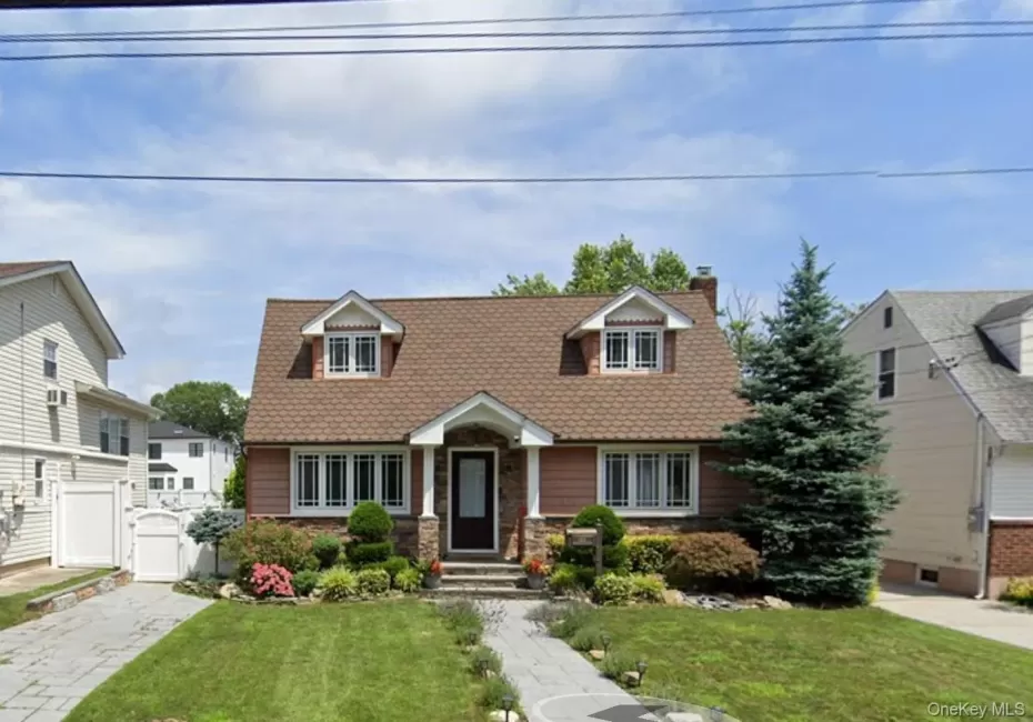 1421 Meadowbrook Road, Hempstead, NY, 3 Bedrooms Bedrooms, 9 Rooms Rooms,2 BathroomsBathrooms,Residential,For Rent,Meadowbrook,0,1042789 1421 Meadowbrook Road, Hempstead, NY, 3 Bedrooms Bedrooms, 9 Rooms Rooms,2 BathroomsBathrooms,Residential,For Rent,Meadowbrook,0,1042789