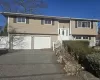 17 Lantern Street, Huntington, NY, 3 Bedrooms Bedrooms, 6 Rooms Rooms,1 BathroomBathrooms,Residential Lease,For Rent,Lantern,0,1042844 17 Lantern Street, Huntington, NY, 3 Bedrooms Bedrooms, 6 Rooms Rooms,1 BathroomBathrooms,Residential Lease,For Rent,Lantern,0,1042844
