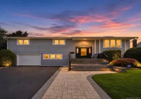 2917 Len Drive, Hempstead, NY, 4 Bedrooms Bedrooms, 9 Rooms Rooms,3 BathroomsBathrooms,Residential,For Rent,Len,0,1040471 2917 Len Drive, Hempstead, NY, 4 Bedrooms Bedrooms, 9 Rooms Rooms,3 BathroomsBathrooms,Residential,For Rent,Len,0,1040471