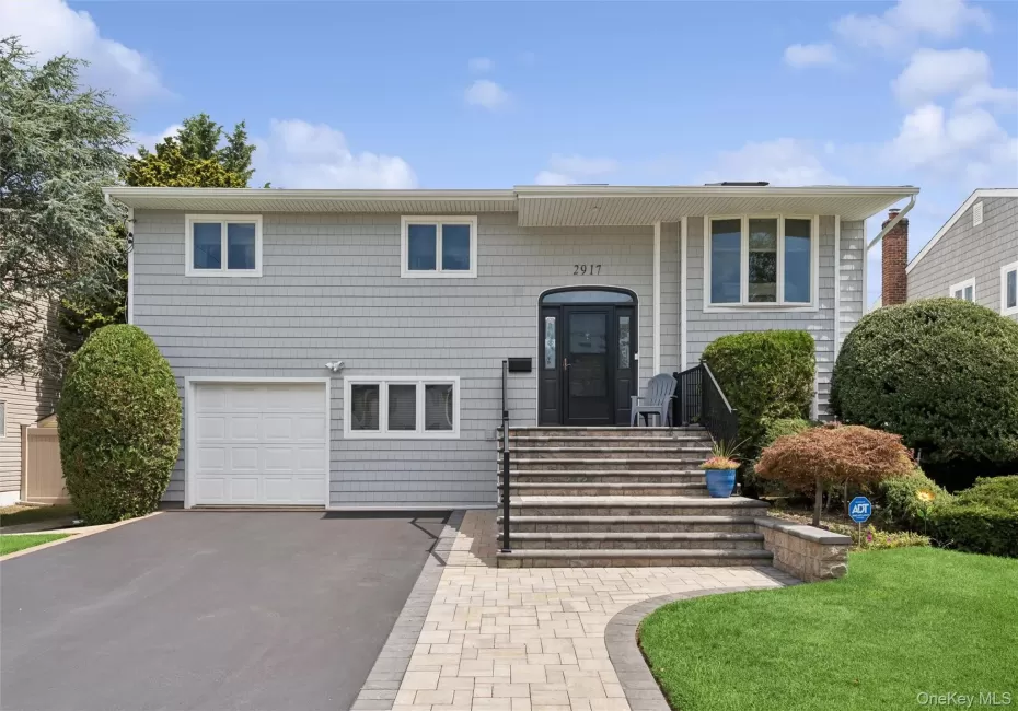 2917 Len Drive, Hempstead, NY, 4 Bedrooms Bedrooms, 9 Rooms Rooms,3 BathroomsBathrooms,Residential,For Rent,Len,0,1040471 2917 Len Drive, Hempstead, NY, 4 Bedrooms Bedrooms, 9 Rooms Rooms,3 BathroomsBathrooms,Residential,For Rent,Len,0,1040471