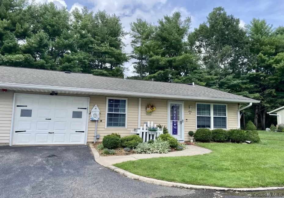 472 Darwen Drive, Brookhaven, NY, 2 Bedrooms Bedrooms, 4 Rooms Rooms,2 BathroomsBathrooms,Residential,For Rent,Darwen,0,1043048 472 Darwen Drive, Brookhaven, NY, 2 Bedrooms Bedrooms, 4 Rooms Rooms,2 BathroomsBathrooms,Residential,For Rent,Darwen,0,1043048