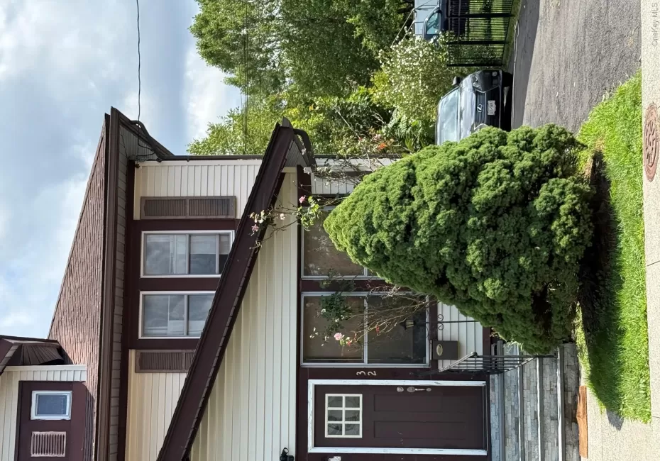 32 S. Brett Street, Beacon, NY, 3 Bedrooms Bedrooms, 7 Rooms Rooms,2 BathroomsBathrooms,Residential Lease,For Rent,S. Brett,0,1042254 32 S. Brett Street, Beacon, NY, 3 Bedrooms Bedrooms, 7 Rooms Rooms,2 BathroomsBathrooms,Residential Lease,For Rent,S. Brett,0,1042254
