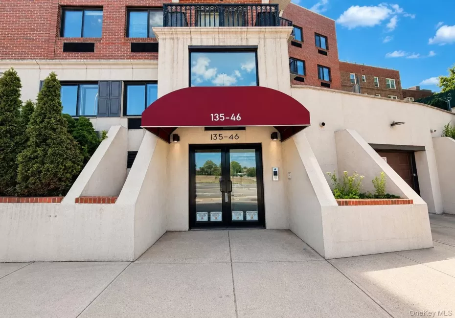 135-46 Grand Central Parkway, New York, NY, 2 Bedrooms Bedrooms, 5 Rooms Rooms,2 BathroomsBathrooms,Residential,For Rent,Grand Central,0,1043160 135-46 Grand Central Parkway, New York, NY, 2 Bedrooms Bedrooms, 5 Rooms Rooms,2 BathroomsBathrooms,Residential,For Rent,Grand Central,0,1043160