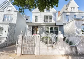 46 Elton Street, New York, NY, 1 Bedroom Bedrooms, 5 Rooms Rooms,1 BathroomBathrooms,Residential Lease,For Rent,Elton,0,1043117 46 Elton Street, New York, NY, 1 Bedroom Bedrooms, 5 Rooms Rooms,1 BathroomBathrooms,Residential Lease,For Rent,Elton,0,1043117