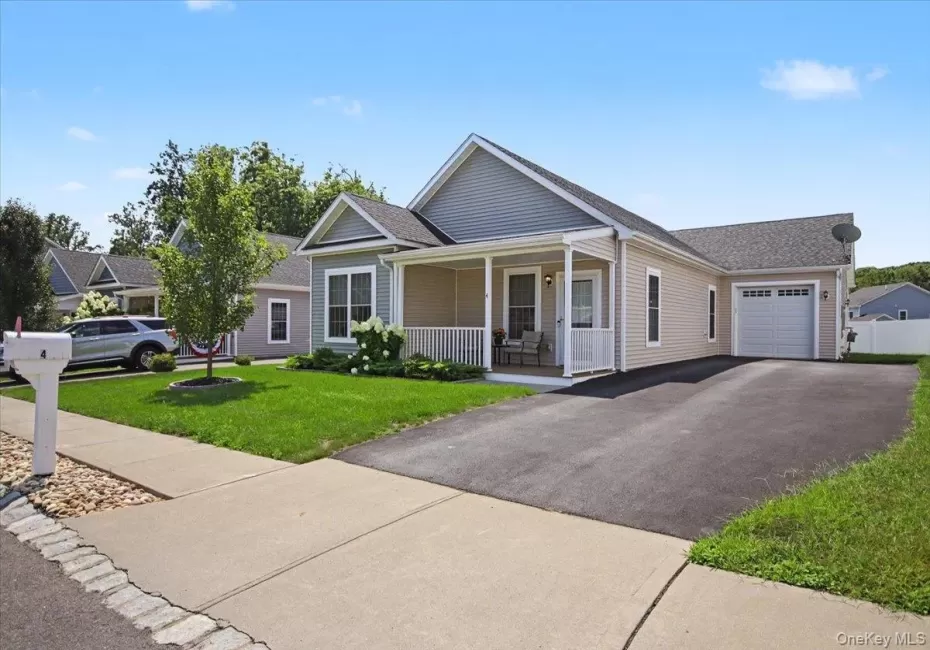 4 Alex Court, Lloyd, NY, 3 Bedrooms Bedrooms, 6 Rooms Rooms,2 BathroomsBathrooms,Residential,For Rent,Alex,0,1042078 4 Alex Court, Lloyd, NY, 3 Bedrooms Bedrooms, 6 Rooms Rooms,2 BathroomsBathrooms,Residential,For Rent,Alex,0,1042078