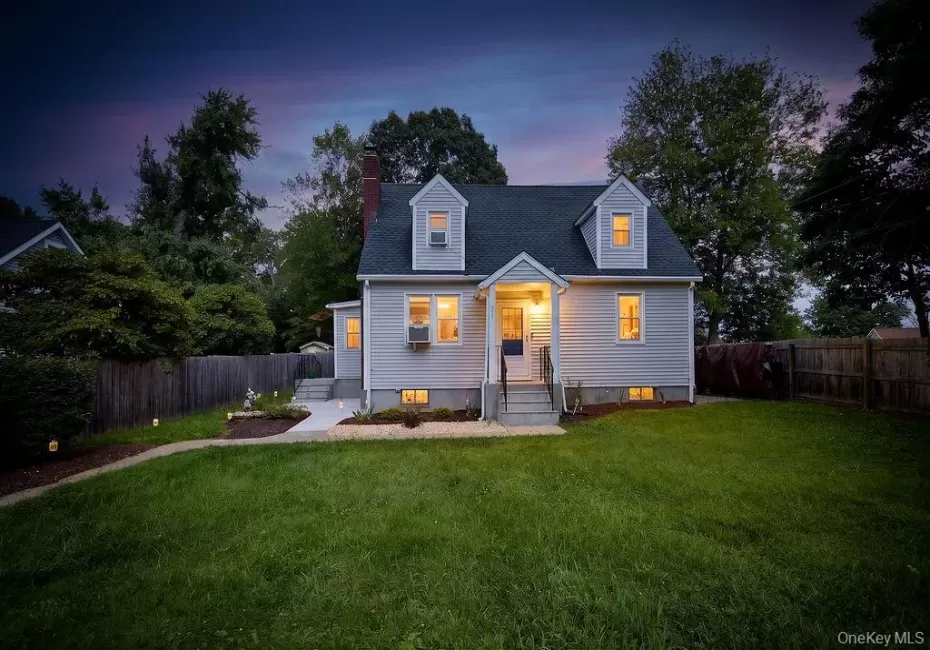 90 Walnut Road, Cortlandt, NY, 4 Bedrooms Bedrooms, 6 Rooms Rooms,2 BathroomsBathrooms,Residential,For Rent,Walnut,0,1040911 90 Walnut Road, Cortlandt, NY, 4 Bedrooms Bedrooms, 6 Rooms Rooms,2 BathroomsBathrooms,Residential,For Rent,Walnut,0,1040911