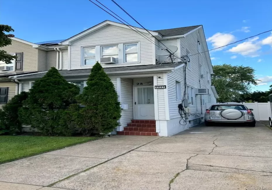 2841 Tilrose Avenue, Hempstead, NY, 3 Bedrooms Bedrooms, 10 Rooms Rooms,2 BathroomsBathrooms,Residential Lease,For Rent,Tilrose,0,1043152 2841 Tilrose Avenue, Hempstead, NY, 3 Bedrooms Bedrooms, 10 Rooms Rooms,2 BathroomsBathrooms,Residential Lease,For Rent,Tilrose,0,1043152