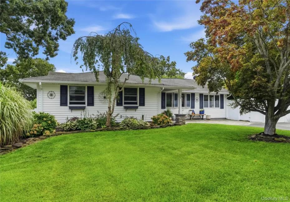 2 Mount Wilson Avenue, Brookhaven, NY, 4 Bedrooms Bedrooms, 8 Rooms Rooms,1 BathroomBathrooms,Residential,For Rent,Mount Wilson,0,1043199 2 Mount Wilson Avenue, Brookhaven, NY, 4 Bedrooms Bedrooms, 8 Rooms Rooms,1 BathroomBathrooms,Residential,For Rent,Mount Wilson,0,1043199