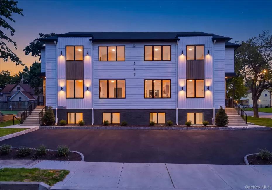 110 Fairview Avenue, Ramapo, NY, 8 Bedrooms Bedrooms, 16 Rooms Rooms,5 BathroomsBathrooms,Residential,For Rent,Fairview,0,1040658 110 Fairview Avenue, Ramapo, NY, 8 Bedrooms Bedrooms, 16 Rooms Rooms,5 BathroomsBathrooms,Residential,For Rent,Fairview,0,1040658