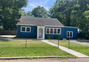 101 48th Street, Babylon, NY, 4 Bedrooms Bedrooms, 7 Rooms Rooms,2 BathroomsBathrooms,Residential Lease,For Rent,48th,0,1043205 101 48th Street, Babylon, NY, 4 Bedrooms Bedrooms, 7 Rooms Rooms,2 BathroomsBathrooms,Residential Lease,For Rent,48th,0,1043205