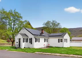 14 Roslyn Street, Wawarsing, NY, 3 Bedrooms Bedrooms, 7 Rooms Rooms,1 BathroomBathrooms,Residential,For Rent,Roslyn,0,990492 14 Roslyn Street, Wawarsing, NY, 3 Bedrooms Bedrooms, 7 Rooms Rooms,1 BathroomBathrooms,Residential,For Rent,Roslyn,0,990492
