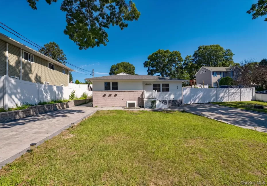 429 Ontario Street, Islip, NY, 3 Bedrooms Bedrooms, 9 Rooms Rooms,2 BathroomsBathrooms,Residential,For Rent,Ontario,0,1040582 429 Ontario Street, Islip, NY, 3 Bedrooms Bedrooms, 9 Rooms Rooms,2 BathroomsBathrooms,Residential,For Rent,Ontario,0,1040582