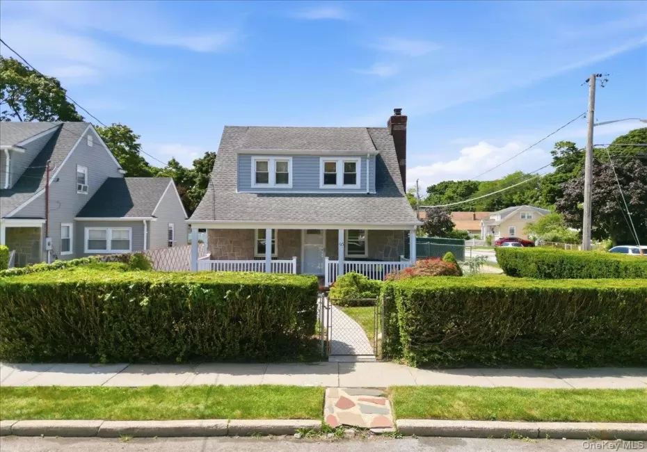 95 Union Street, Hempstead, NY, 3 Bedrooms Bedrooms, 7 Rooms Rooms,2 BathroomsBathrooms,Residential,For Rent,Union,0,1041434 95 Union Street, Hempstead, NY, 3 Bedrooms Bedrooms, 7 Rooms Rooms,2 BathroomsBathrooms,Residential,For Rent,Union,0,1041434