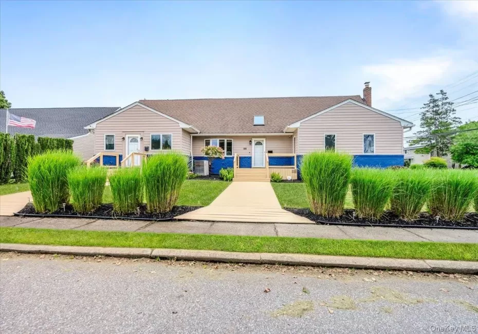 86 Edmore Lane, Islip, NY, 7 Bedrooms Bedrooms, 15 Rooms Rooms,4 BathroomsBathrooms,Residential,For Rent,Edmore,0,1011134 86 Edmore Lane, Islip, NY, 7 Bedrooms Bedrooms, 15 Rooms Rooms,4 BathroomsBathrooms,Residential,For Rent,Edmore,0,1011134