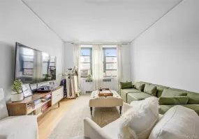 34-21 78th Street, New York, NY, 1 Bedroom Bedrooms, 4 Rooms Rooms,1 BathroomBathrooms,Residential Lease,For Rent,78th,0,1043402 34-21 78th Street, New York, NY, 1 Bedroom Bedrooms, 4 Rooms Rooms,1 BathroomBathrooms,Residential Lease,For Rent,78th,0,1043402