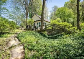 37A Mekeel Street, Somers, NY, 1 Bedroom Bedrooms, 2 Rooms Rooms,1 BathroomBathrooms,Residential Lease,For Rent,Mekeel,0,1043358 37A Mekeel Street, Somers, NY, 1 Bedroom Bedrooms, 2 Rooms Rooms,1 BathroomBathrooms,Residential Lease,For Rent,Mekeel,0,1043358