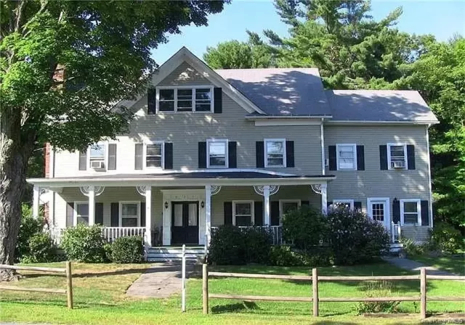 824 Peenpack Trail, Deerpark, NY, 3 Bedrooms Bedrooms, 11 Rooms Rooms,3 BathroomsBathrooms,Residential,For Rent,Peenpack,0,981816 824 Peenpack Trail, Deerpark, NY, 3 Bedrooms Bedrooms, 11 Rooms Rooms,3 BathroomsBathrooms,Residential,For Rent,Peenpack,0,981816