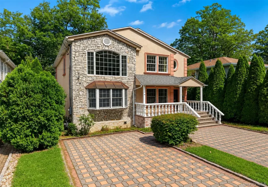45 Yennicock Avenue, North Hempstead, NY, 4 Bedrooms Bedrooms, 8 Rooms Rooms,3 BathroomsBathrooms,Residential,For Rent,Yennicock,0,1010494 45 Yennicock Avenue, North Hempstead, NY, 4 Bedrooms Bedrooms, 8 Rooms Rooms,3 BathroomsBathrooms,Residential,For Rent,Yennicock,0,1010494