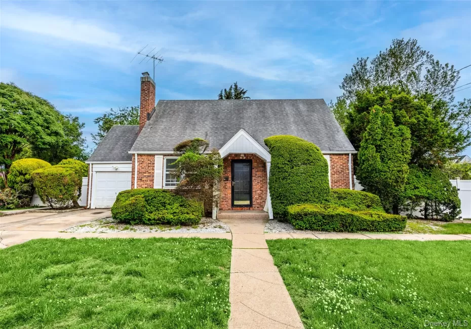 674 Henry Street, Hempstead, NY, 4 Bedrooms Bedrooms, 8 Rooms Rooms,3 BathroomsBathrooms,Residential,For Rent,Henry,0,1007584 674 Henry Street, Hempstead, NY, 4 Bedrooms Bedrooms, 8 Rooms Rooms,3 BathroomsBathrooms,Residential,For Rent,Henry,0,1007584