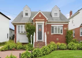 66 Caroline Avenue, Hempstead, NY, 4 Bedrooms Bedrooms, 9 Rooms Rooms,2 BathroomsBathrooms,Residential,For Rent,Caroline,0,1042838 66 Caroline Avenue, Hempstead, NY, 4 Bedrooms Bedrooms, 9 Rooms Rooms,2 BathroomsBathrooms,Residential,For Rent,Caroline,0,1042838