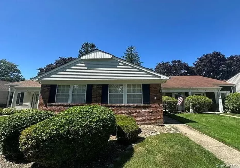 6 Cobblestone Way, Brookhaven, NY, 2 Bedrooms Bedrooms, 5 Rooms Rooms,2 BathroomsBathrooms,Residential,For Rent,Cobblestone,0,1043235 6 Cobblestone Way, Brookhaven, NY, 2 Bedrooms Bedrooms, 5 Rooms Rooms,2 BathroomsBathrooms,Residential,For Rent,Cobblestone,0,1043235