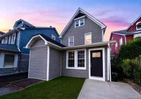 191-29 109th Road, New York, NY, 8 Bedrooms Bedrooms, 10 Rooms Rooms,6 BathroomsBathrooms,Residential,For Rent,109th,0,1043397 191-29 109th Road, New York, NY, 8 Bedrooms Bedrooms, 10 Rooms Rooms,6 BathroomsBathrooms,Residential,For Rent,109th,0,1043397