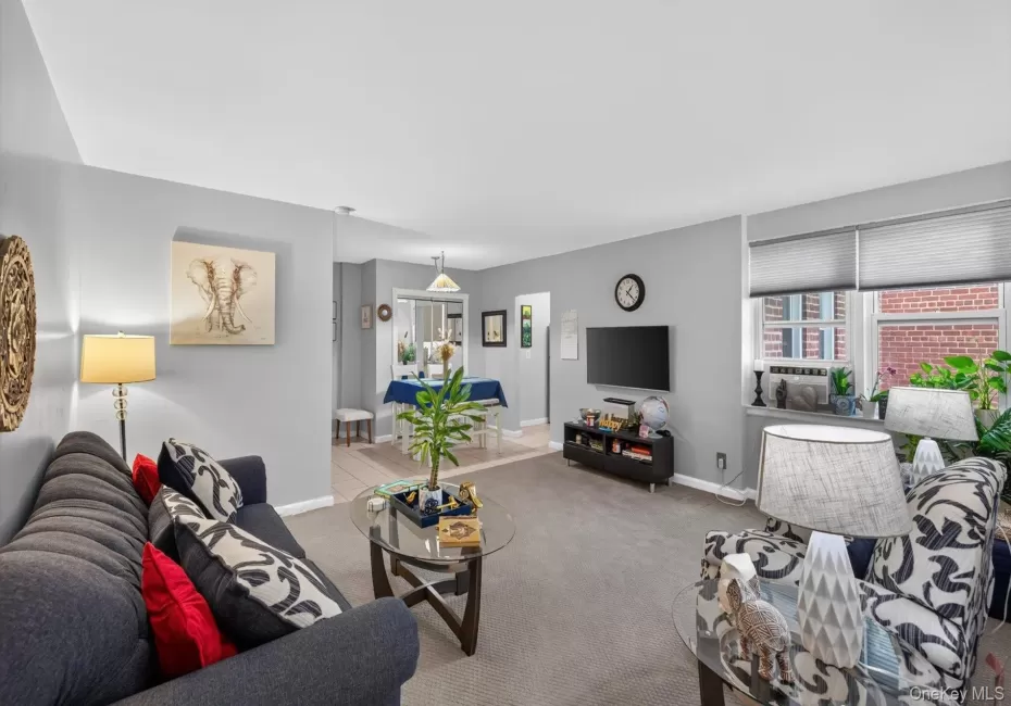 36 Cathedral Avenue, Hempstead, NY, 1 Bedroom Bedrooms, 4 Rooms Rooms,1 BathroomBathrooms,Residential,For Rent,Cathedral,0,1043069 36 Cathedral Avenue, Hempstead, NY, 1 Bedroom Bedrooms, 4 Rooms Rooms,1 BathroomBathrooms,Residential,For Rent,Cathedral,0,1043069