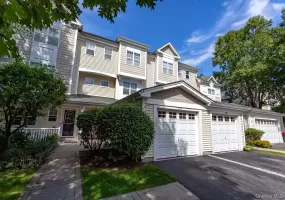 212 Viewpoint Terrace, Peekskill, NY, 2 Bedrooms Bedrooms, 5 Rooms Rooms,2 BathroomsBathrooms,Residential Lease,For Rent,Viewpoint,0,1043404 212 Viewpoint Terrace, Peekskill, NY, 2 Bedrooms Bedrooms, 5 Rooms Rooms,2 BathroomsBathrooms,Residential Lease,For Rent,Viewpoint,0,1043404