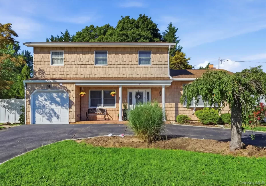 21 Milleridge Drive, Babylon, NY, 4 Bedrooms Bedrooms, 9 Rooms Rooms,2 BathroomsBathrooms,Residential,For Rent,Milleridge,0,1043511 21 Milleridge Drive, Babylon, NY, 4 Bedrooms Bedrooms, 9 Rooms Rooms,2 BathroomsBathrooms,Residential,For Rent,Milleridge,0,1043511