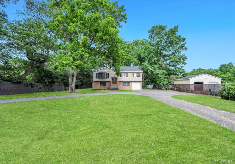 87 Holbrook Road, Brookhaven, NY, 6 Bedrooms Bedrooms, 10 Rooms Rooms,3 BathroomsBathrooms,Residential,For Rent,Holbrook,0,1043433 87 Holbrook Road, Brookhaven, NY, 6 Bedrooms Bedrooms, 10 Rooms Rooms,3 BathroomsBathrooms,Residential,For Rent,Holbrook,0,1043433