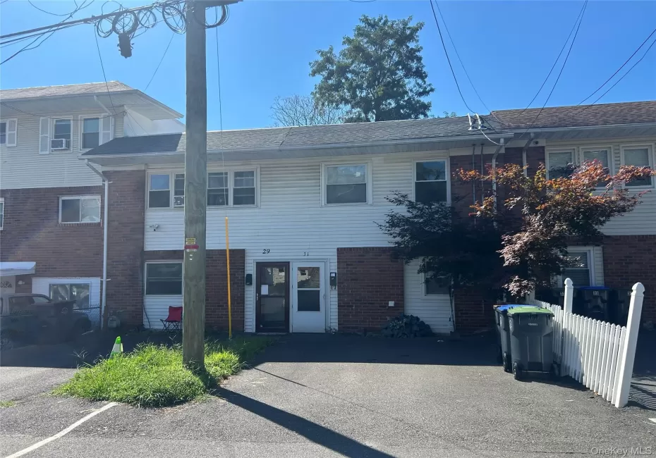 31 Farley Drive, Haverstraw, NY, 3 Bedrooms Bedrooms, 6 Rooms Rooms,1 BathroomBathrooms,Residential,For Rent,Farley,0,1043583 31 Farley Drive, Haverstraw, NY, 3 Bedrooms Bedrooms, 6 Rooms Rooms,1 BathroomBathrooms,Residential,For Rent,Farley,0,1043583
