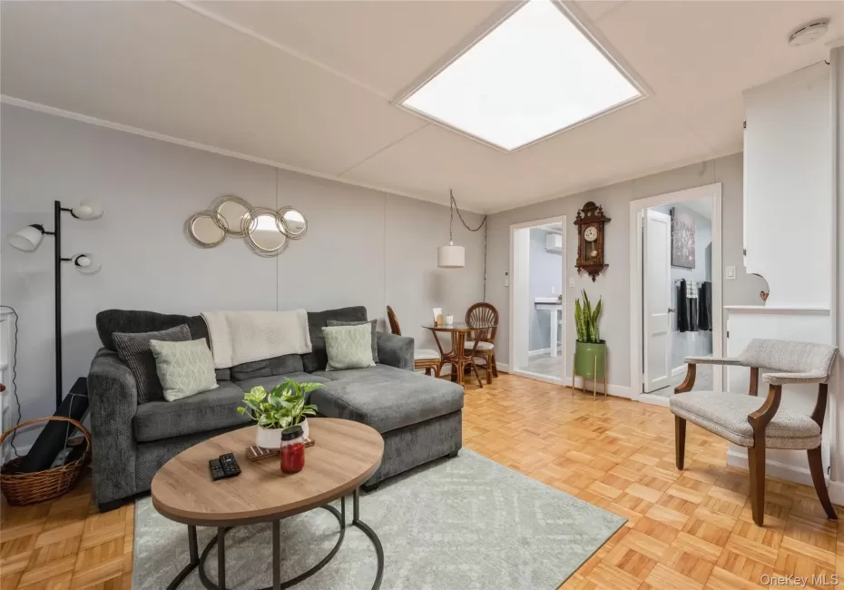 51 Spring Street, Oyster Bay, NY, 1 Bedroom Bedrooms, 4 Rooms Rooms,1 BathroomBathrooms,Residential Lease,For Rent,Spring,0,1043102 51 Spring Street, Oyster Bay, NY, 1 Bedroom Bedrooms, 4 Rooms Rooms,1 BathroomBathrooms,Residential Lease,For Rent,Spring,0,1043102