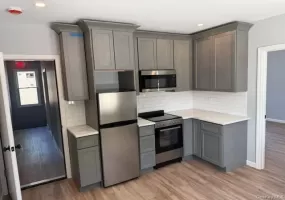 10-12 Main Street, Smithtown, NY, 1 Bedroom Bedrooms, 2 Rooms Rooms,1 BathroomBathrooms,Residential Lease,For Rent,Main,0,1043660 10-12 Main Street, Smithtown, NY, 1 Bedroom Bedrooms, 2 Rooms Rooms,1 BathroomBathrooms,Residential Lease,For Rent,Main,0,1043660
