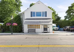 162 Mill Road, Southampton, NY, 4 Bedrooms Bedrooms, 6 Rooms Rooms,2 BathroomsBathrooms,Residential Lease,For Rent,Mill,0,1043739 162 Mill Road, Southampton, NY, 4 Bedrooms Bedrooms, 6 Rooms Rooms,2 BathroomsBathrooms,Residential Lease,For Rent,Mill,0,1043739