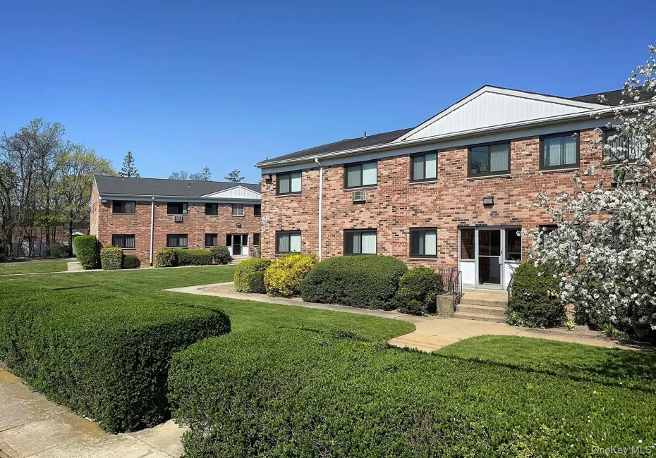 405 East Main Street, Islip, NY, 2 Bedrooms Bedrooms, 5 Rooms Rooms,2 BathroomsBathrooms,Residential Lease,For Rent,East Main,0,1043912 405 East Main Street, Islip, NY, 2 Bedrooms Bedrooms, 5 Rooms Rooms,2 BathroomsBathrooms,Residential Lease,For Rent,East Main,0,1043912