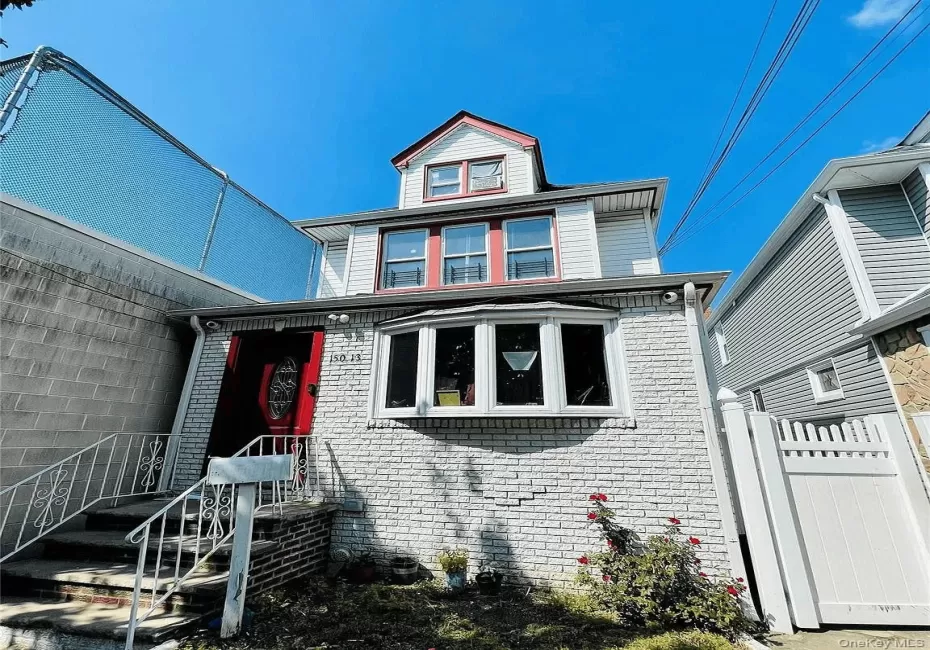 15013 118th, New York, NY, 2 Bedrooms Bedrooms, 5 Rooms Rooms,1 BathroomBathrooms,Residential Lease,For Rent,118th,0,1043647 15013 118th, New York, NY, 2 Bedrooms Bedrooms, 5 Rooms Rooms,1 BathroomBathrooms,Residential Lease,For Rent,118th,0,1043647