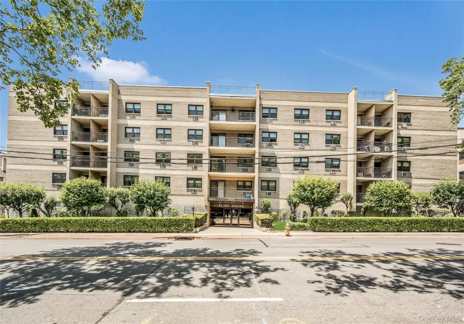 505 White Plains Road, Eastchester, NY, 2 Bedrooms Bedrooms, 3 Rooms Rooms,1 BathroomBathrooms,Residential Lease,For Rent,White Plains,0,1042151 505 White Plains Road, Eastchester, NY, 2 Bedrooms Bedrooms, 3 Rooms Rooms,1 BathroomBathrooms,Residential Lease,For Rent,White Plains,0,1042151